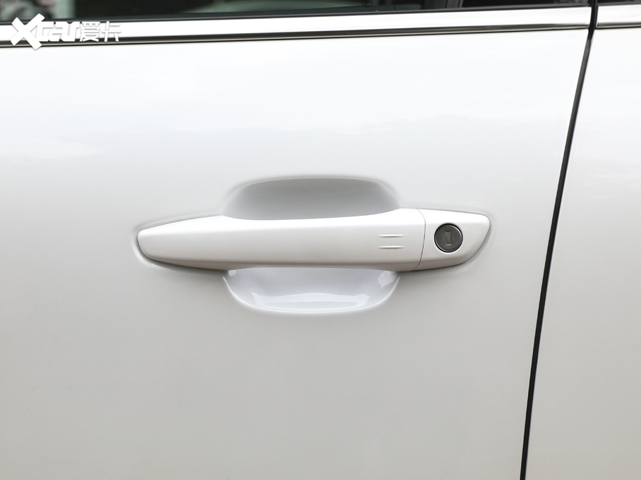 2020������ C5 AIRCROSS 360THP ������