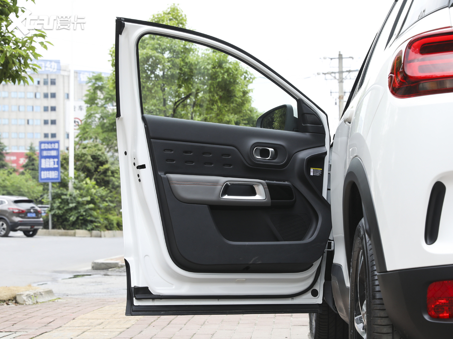 2020������ C5 AIRCROSS 360THP ������