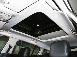 2020款1.6T 四驱插混悦享型 空间座椅