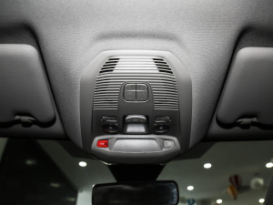 2020款1.6T 四驱插混悦享型 空间座椅