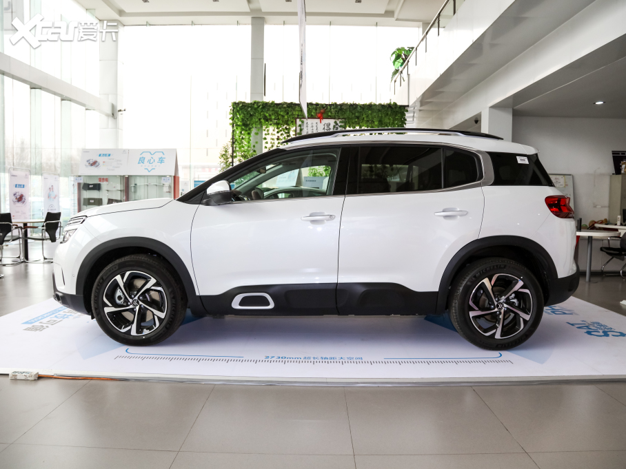 2021 C5 AIRCROSS 400THP Ş
