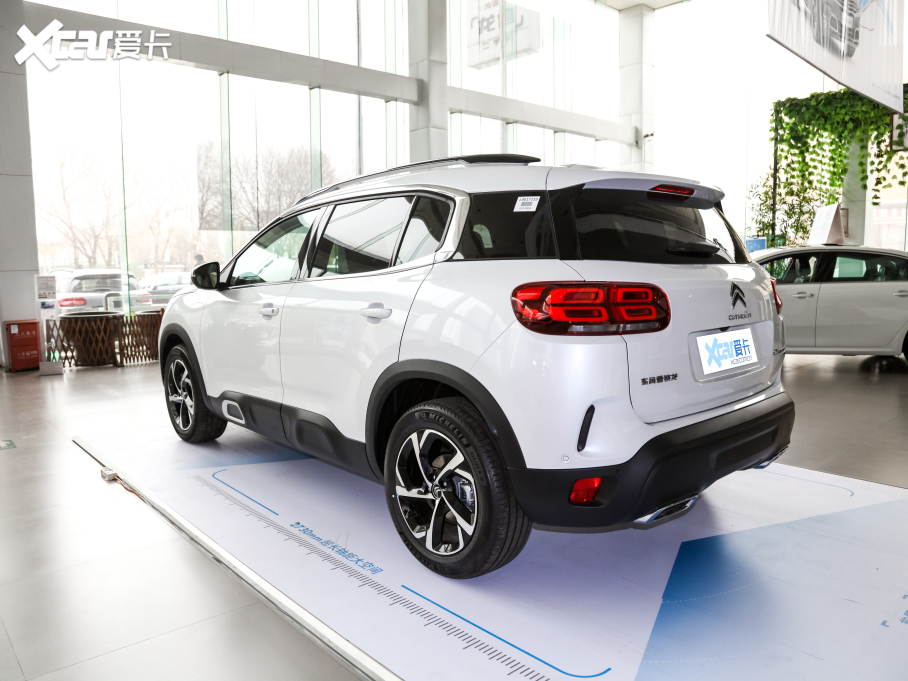 2021 C5 AIRCROSS 400THP Ş