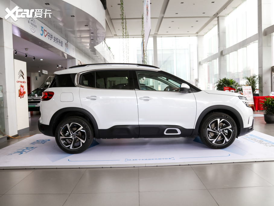 2021 C5 AIRCROSS 400THP Ş