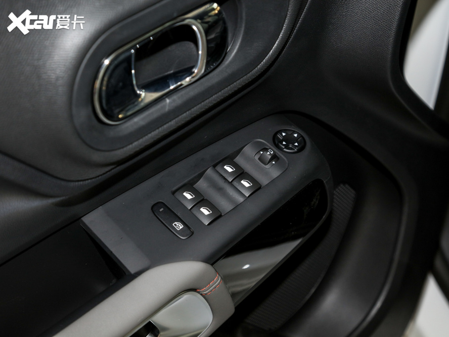 2021������ C5 AIRCROSS 400THP ������