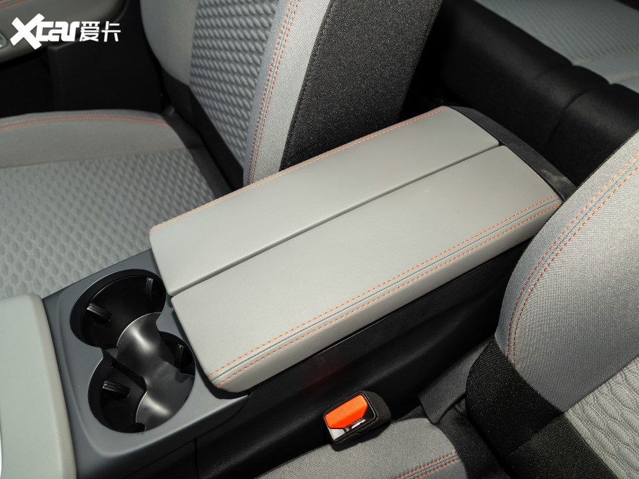 2021������ C5 AIRCROSS 360THP ������