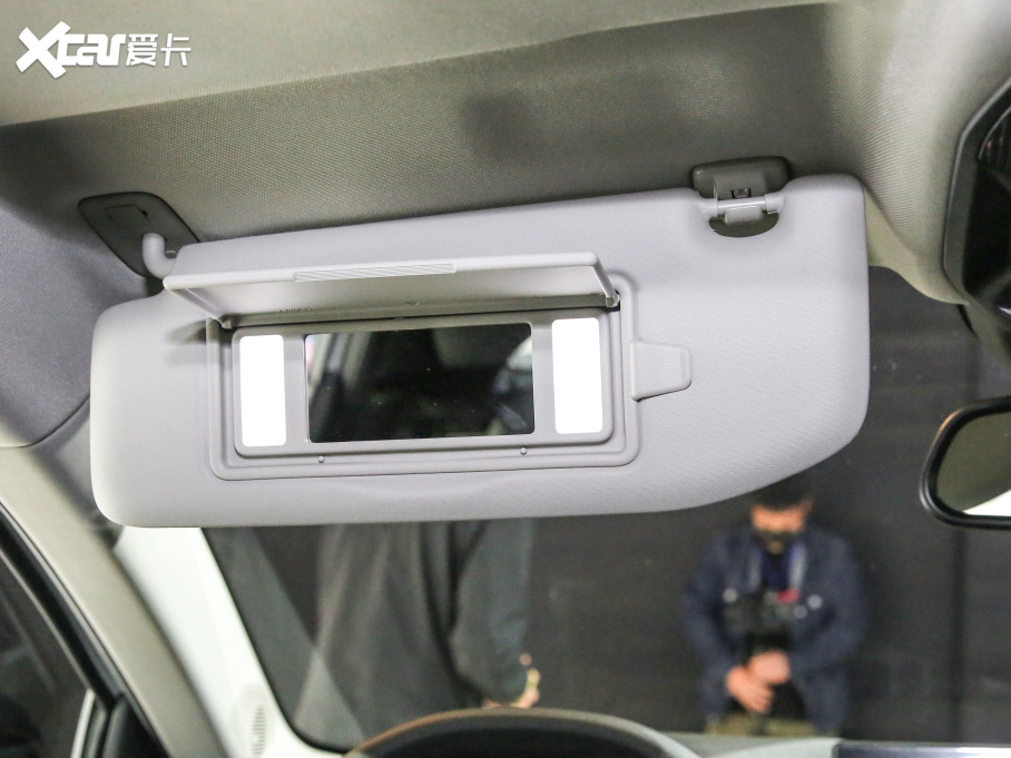 2021ِC5 X 1.6T ҫ