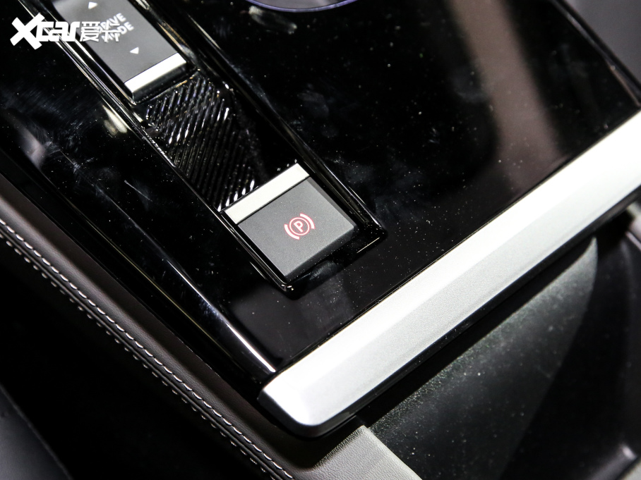 2021ِC5 X 1.6T ҫ