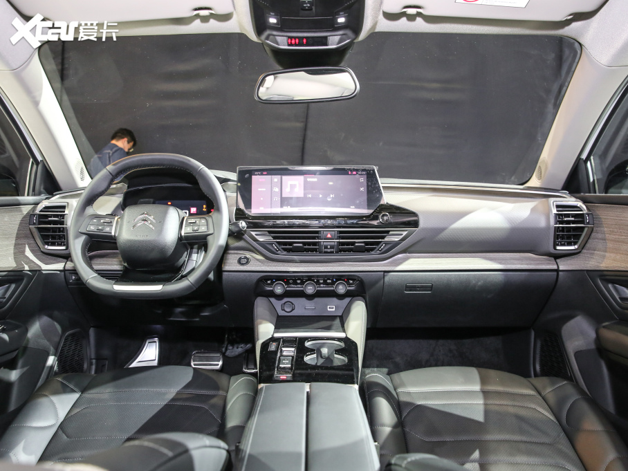 2021ِC5 X 1.6T ҫ