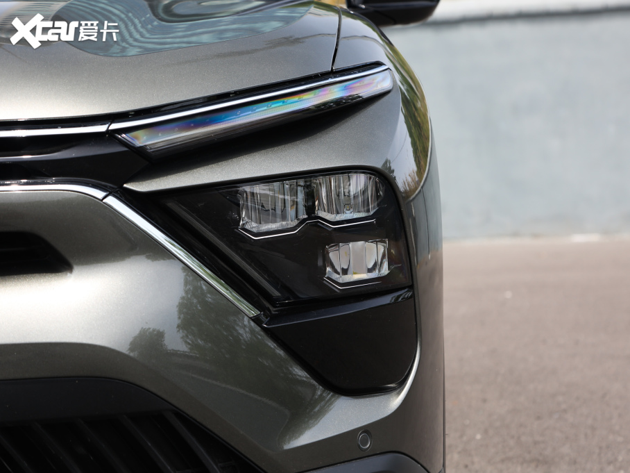 2021ِC5 X 1.6T ҫ