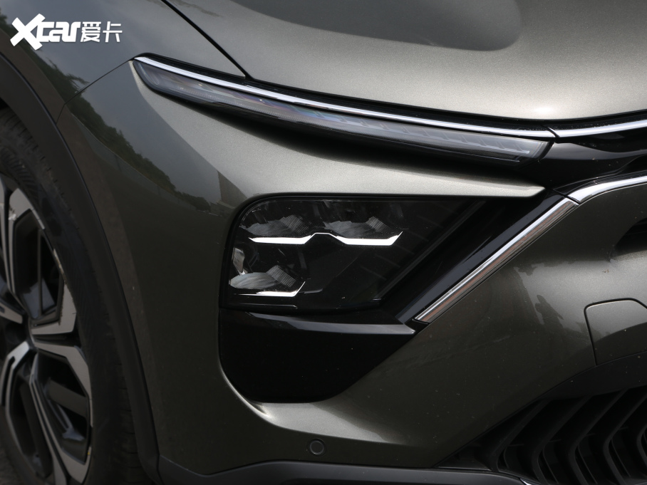 2021ِC5 X 1.6T ҫ