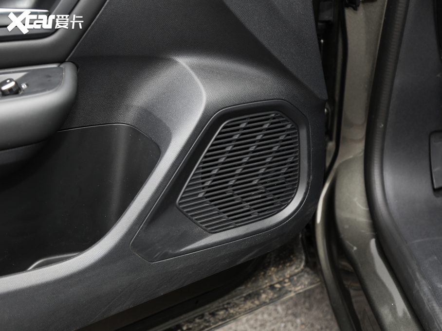 2021ِC5 X 1.6T ҫ