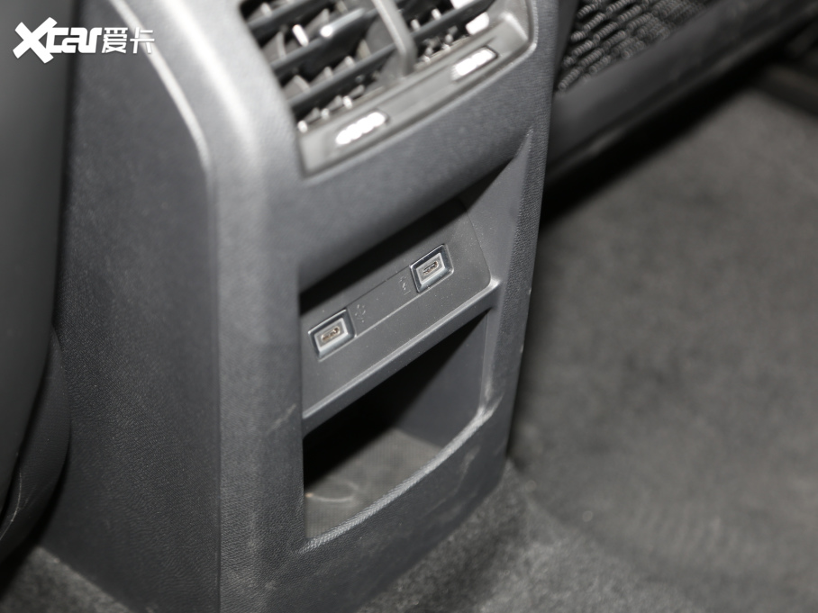 2021ِC5 X 1.6T ҫ