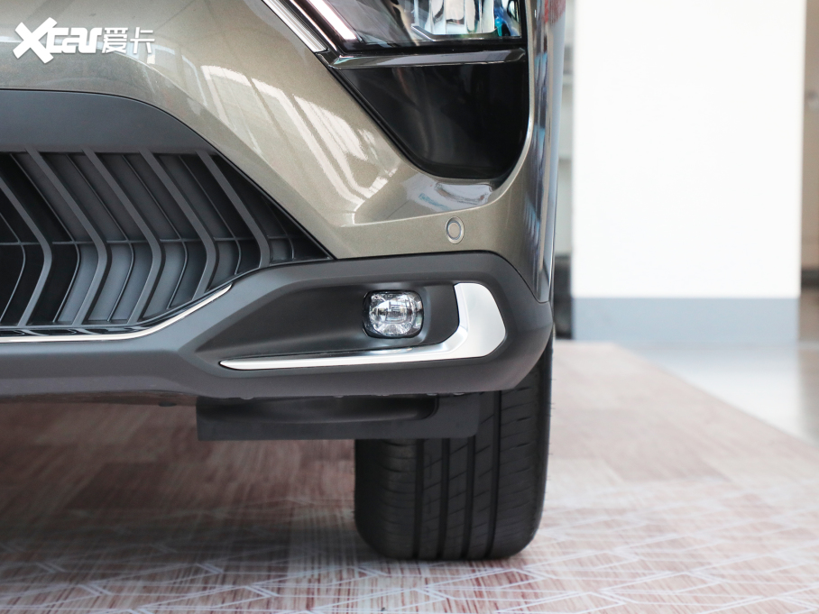 2021ِC5 X 1.6T I