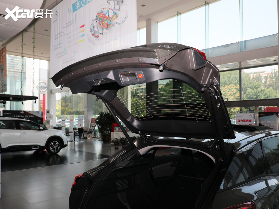 2021ِC5 X 1.6T I