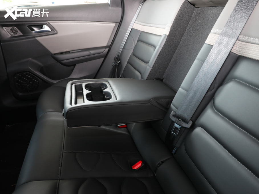 2021ِC5 X 1.6T I