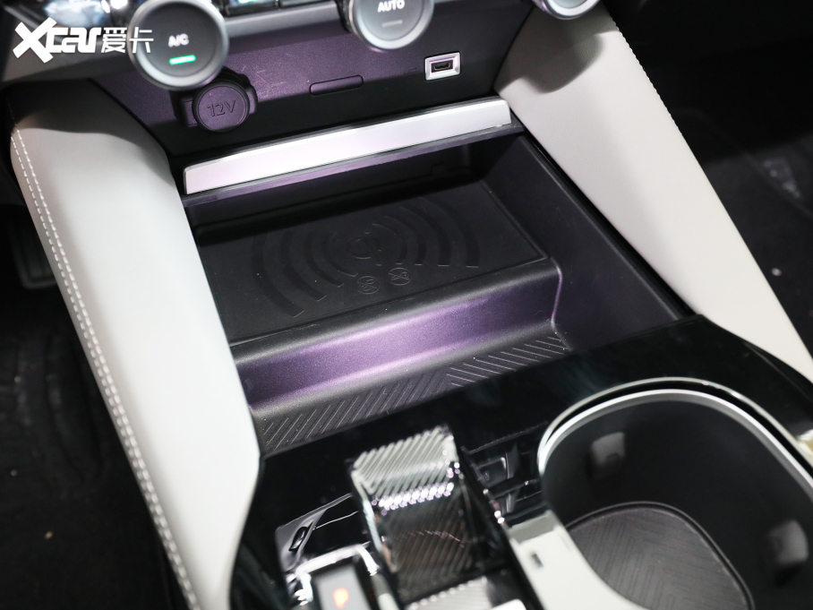 2021ِC5 X 1.6T I