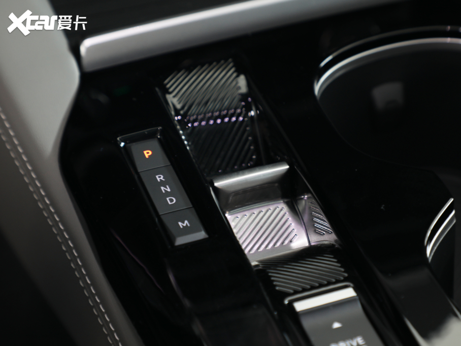 2021ِC5 X 1.6T I