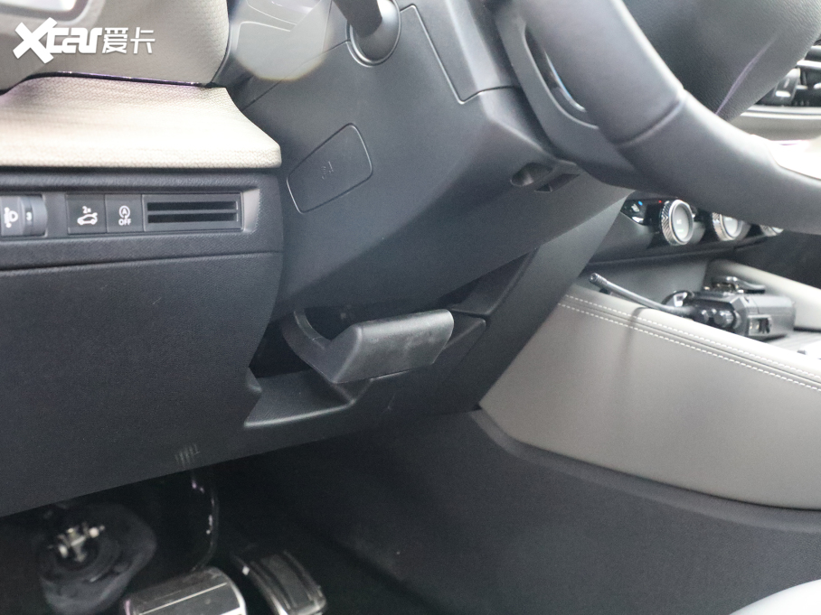 2021ِC5 X 1.6T ҫ