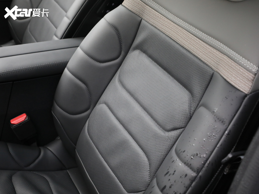 2021ِC5 X 1.6T ҫ