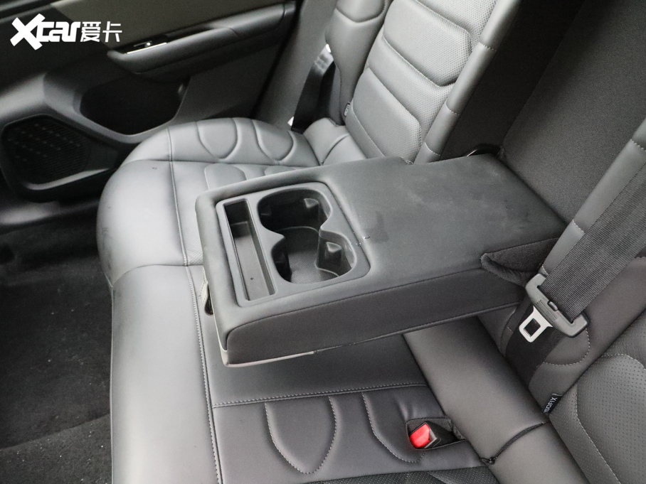 2021ِC5 X 1.6T ҫ