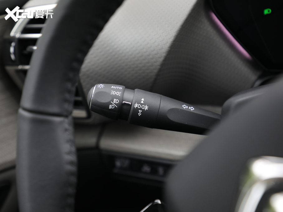 2021ِC5 X 1.6T ҫ