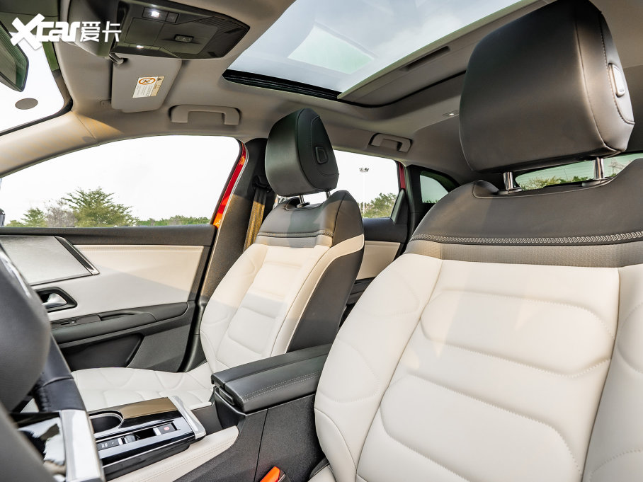 2021ِC5 X 1.6T ҫ