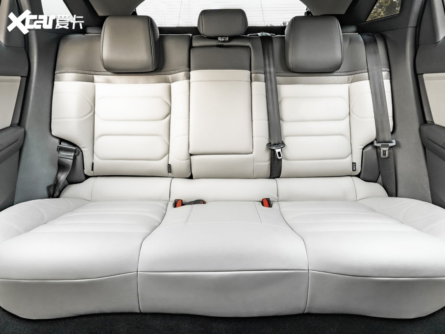 2021ِC5 X 1.6T ҫ