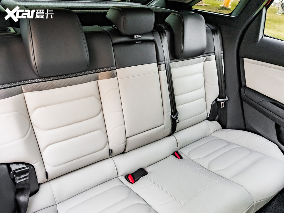 2021ِC5 X 1.6T ҫ