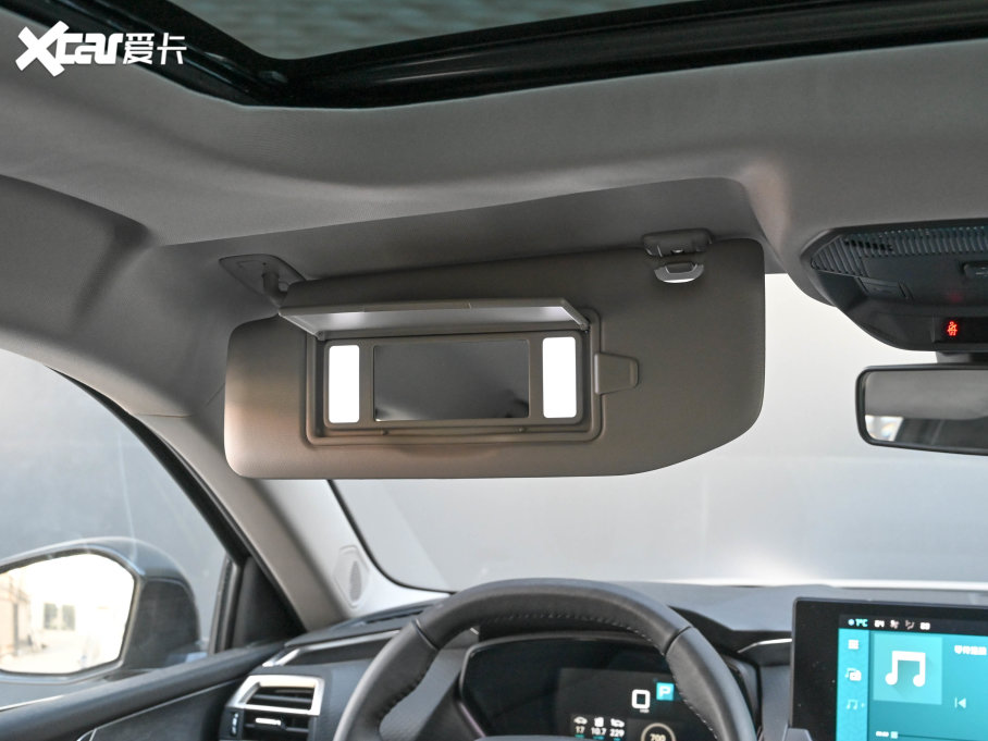 2021ِC5 X 1.6T I