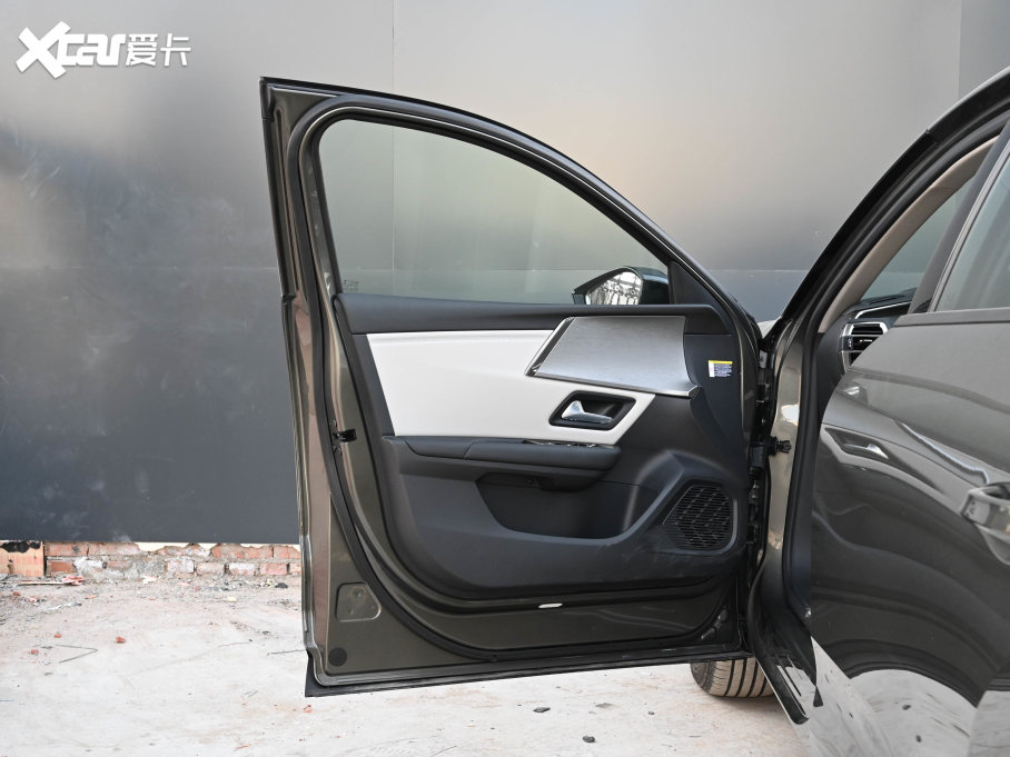 2021ِC5 X 1.6T I