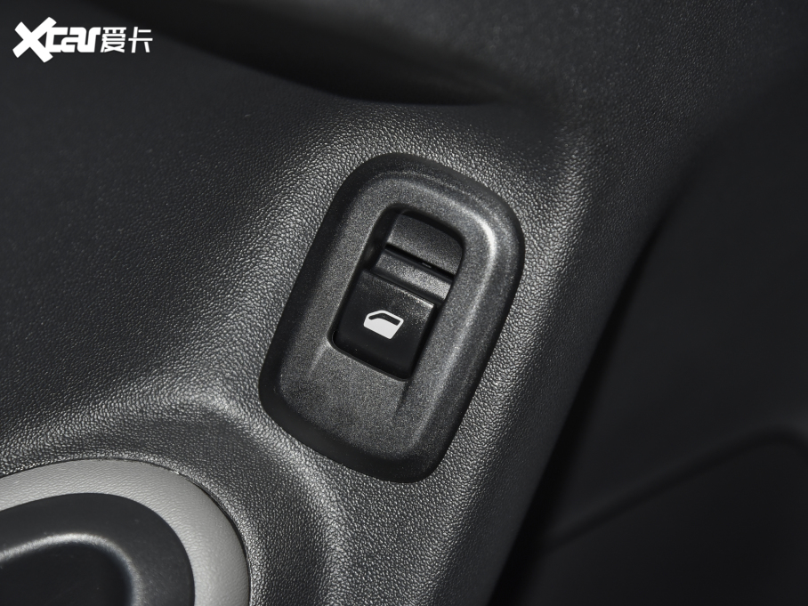 2021��ѩ�F��C3-XR 1.2T �Ԅ����а�