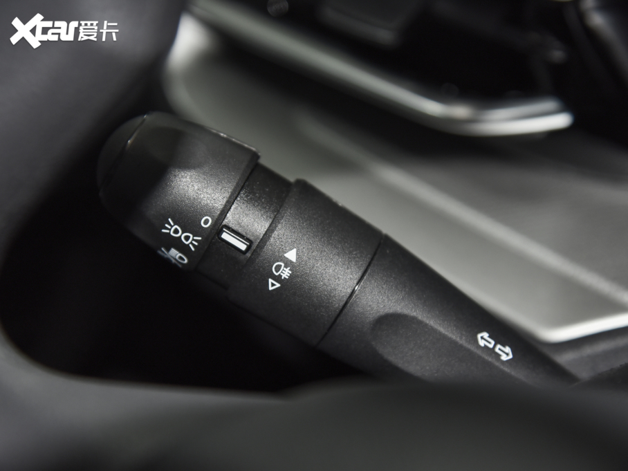 2021��ѩ�F��C3-XR 1.2T �Ԅ����а�