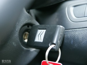 2010款2.3L 自动尊雅版 中控区