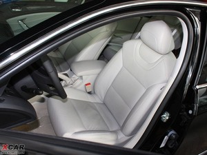 2010款2.3L 自动尊贵版 空间座椅