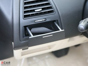 2009款2.0L 自动豪华天窗版 中控区