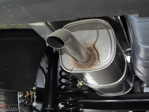 2009款1.6L 手动时尚版 排气管