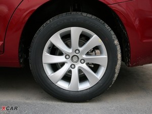 2009款2.0L 自动豪华天窗版 细节外观
