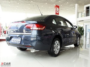 2009款1.6L 手动时尚版 整体外观