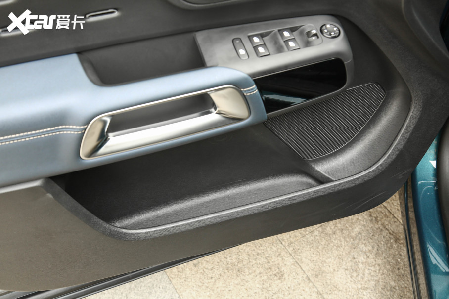 2022 C5 AIRCROSS BEYOND 400THP