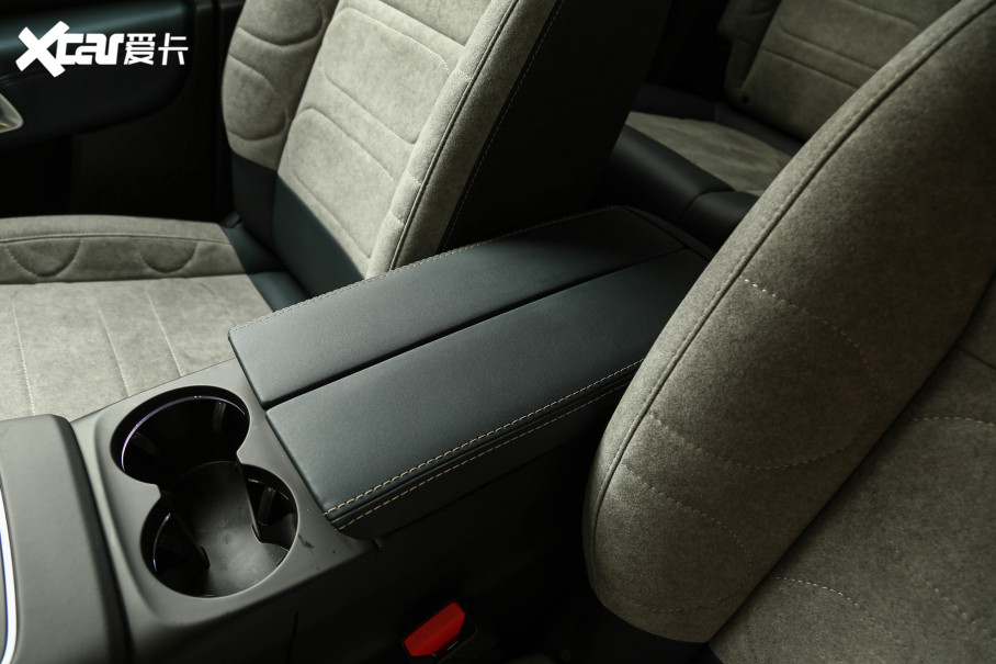 2022 C5 AIRCROSS BEYOND 400THP