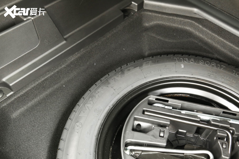 2022 C5 AIRCROSS BEYOND 400THP