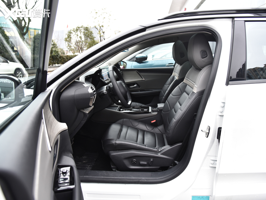 2022ِC5 X 1.6T I _Tt