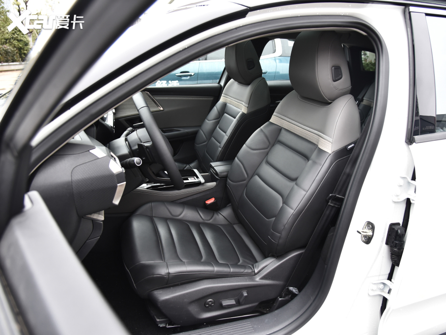 2022ِC5 X 1.6T I(lng) _Tt