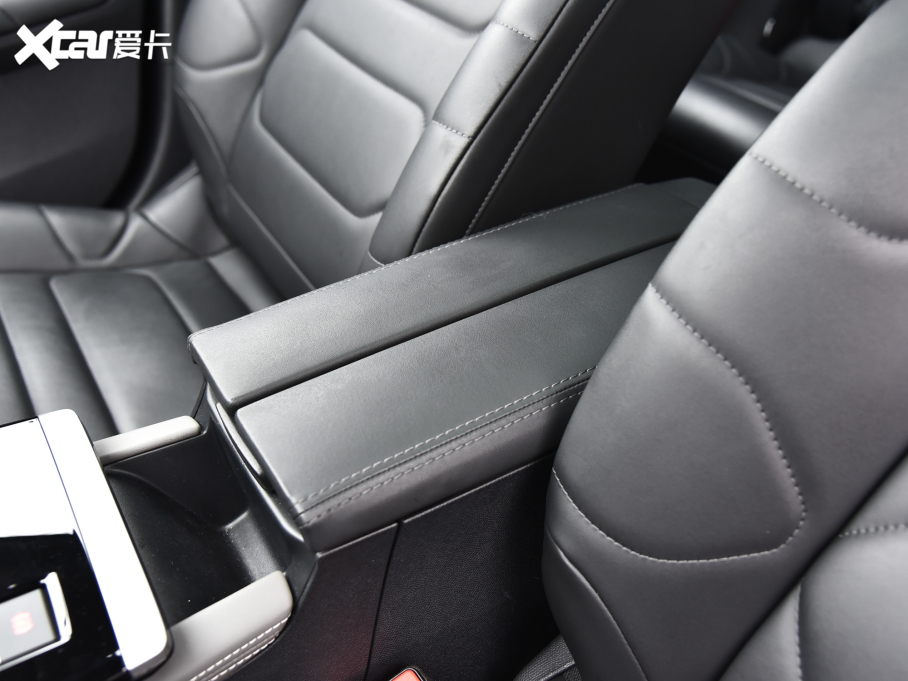 2022ِC5 X 1.6T I _Tt