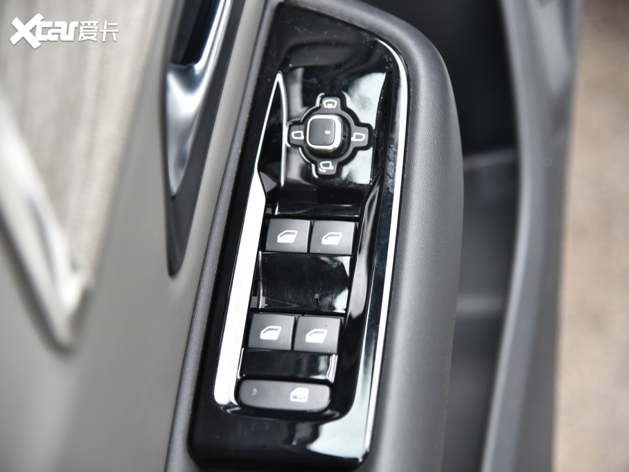 2022ِC5 X 1.6T I _Tt