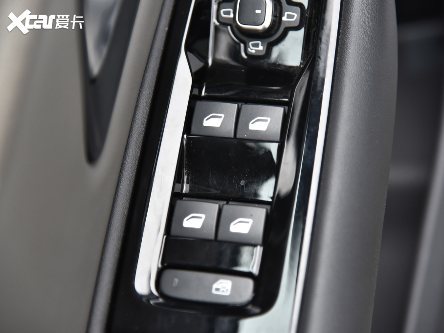 2022ِC5 X 1.6T I _Tt