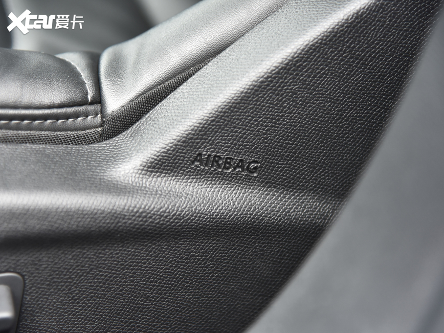 2022ِC5 X 1.6T I _Tt