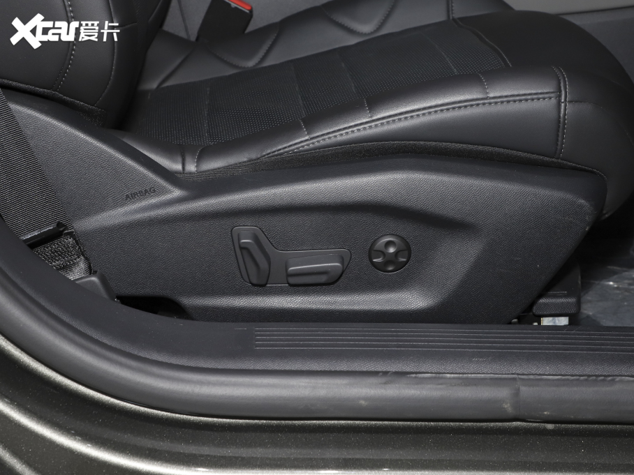 2022ِC5 X 1.6T ҫ _Tt