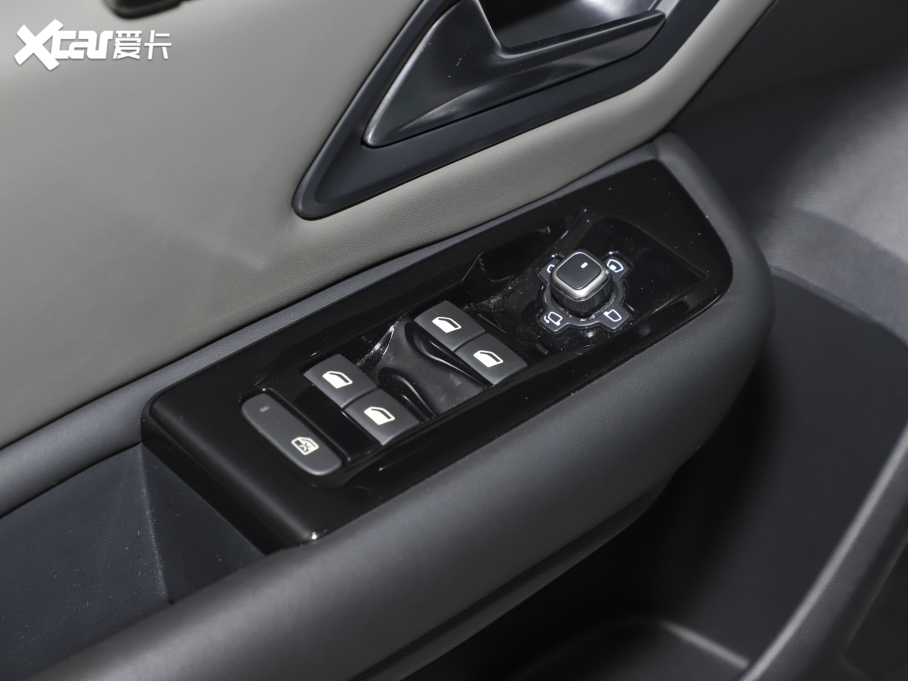 2022ِC5 X 1.6T ҫ _Tt