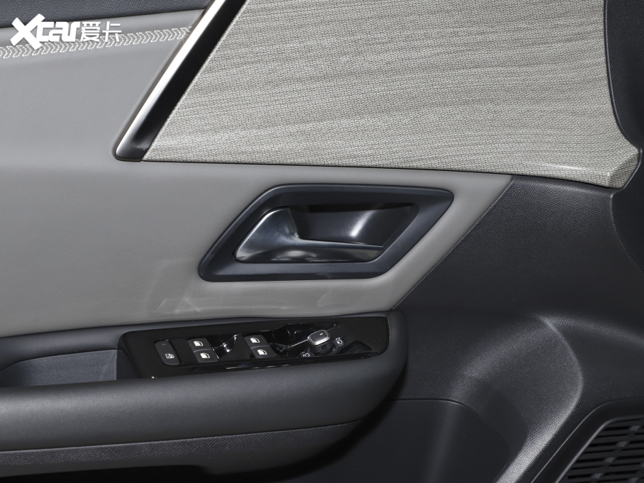 2022ِC5 X 1.6T ҫ _Tt